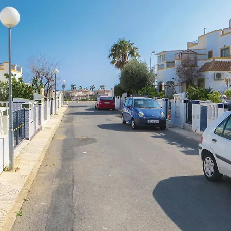 Holiday home Cozy In Orihuela Costa With Kitchenette Dehesa de Campoamor (Orihuela Costa)