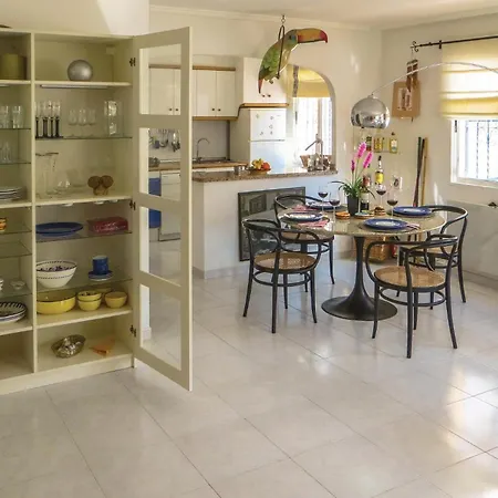 Cozy In Orihuela Costa With Kitchenette Dehesa de Campoamor (Orihuela Costa)